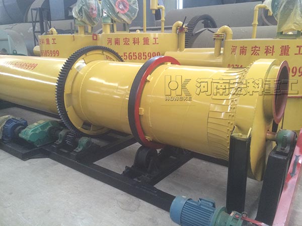  山東的客戶，您采購的0.8x6m雞糞烘干機(jī)已發(fā)出
